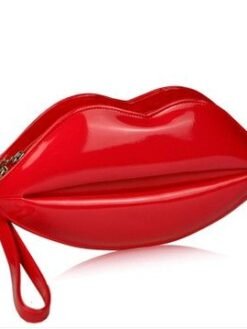 Clutch Kiss