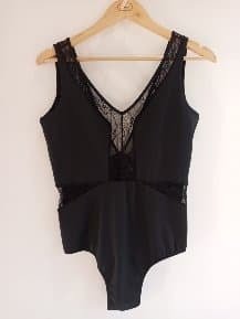 Body con Encaje Negro