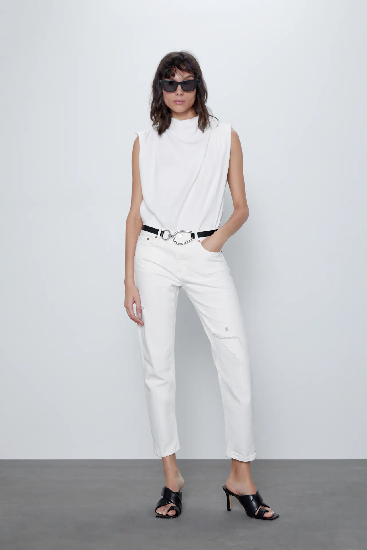neck blanca (2)